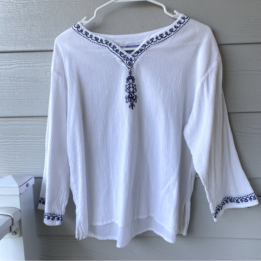 KARMA HIGHWAY Boho Split Neck Blouse